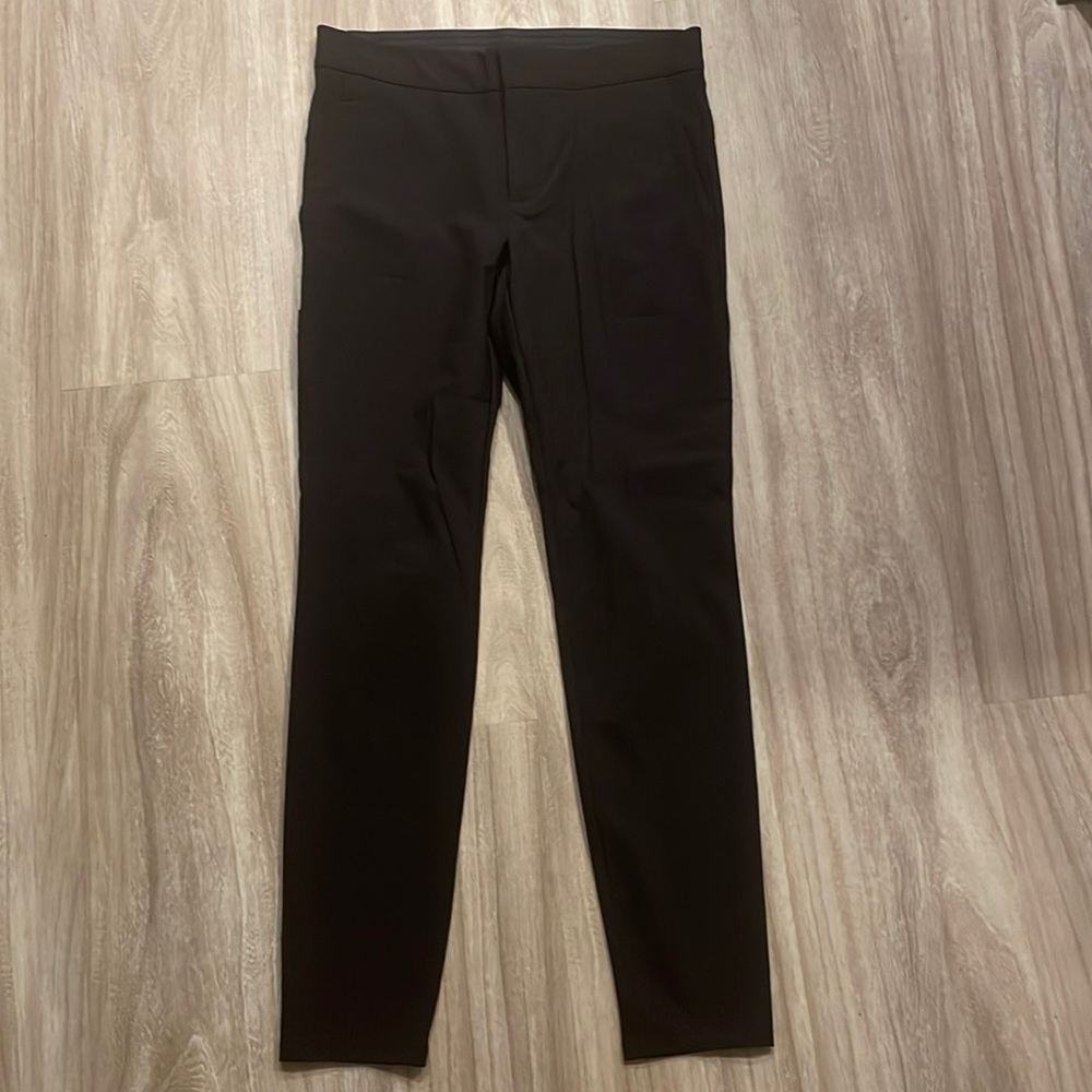 Athleta size 4 Wander stash skinny pant